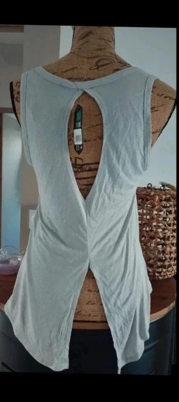 Light grey women's tri dri sports vest T. XS open back yoga fitness new – photo 2